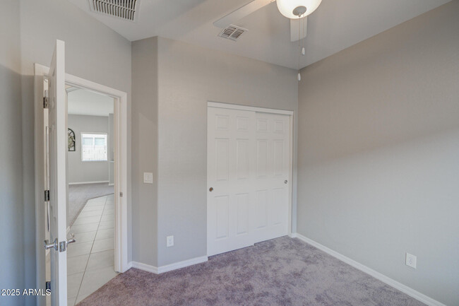 Building Photo - 42027 N Wollemi St