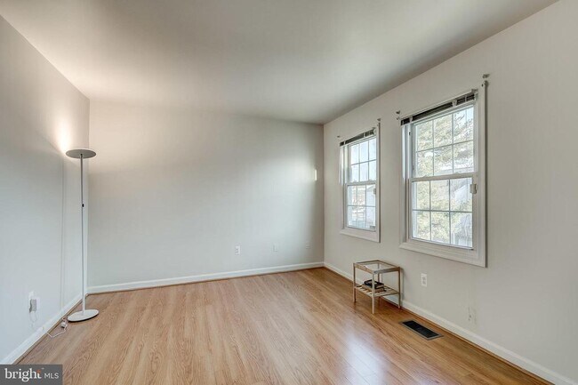 Building Photo - 14431 St Germain Dr