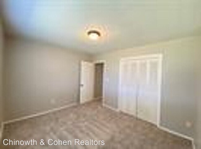 Building Photo - 3 br, 1 bath House - 3224 S 121st E Ave