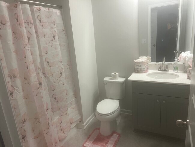 Building Photo - 115 Cooper Cove E