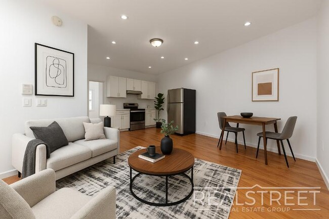 Primary Photo - 4 bedroom in Brooklyn NY 11221