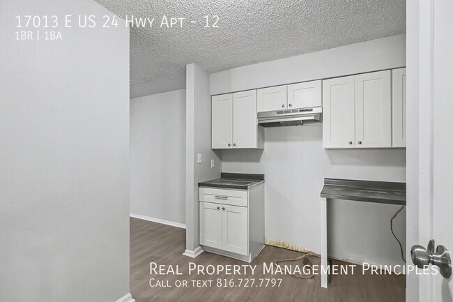 Building Photo - 17013 E US 24 Hwy Apt-12