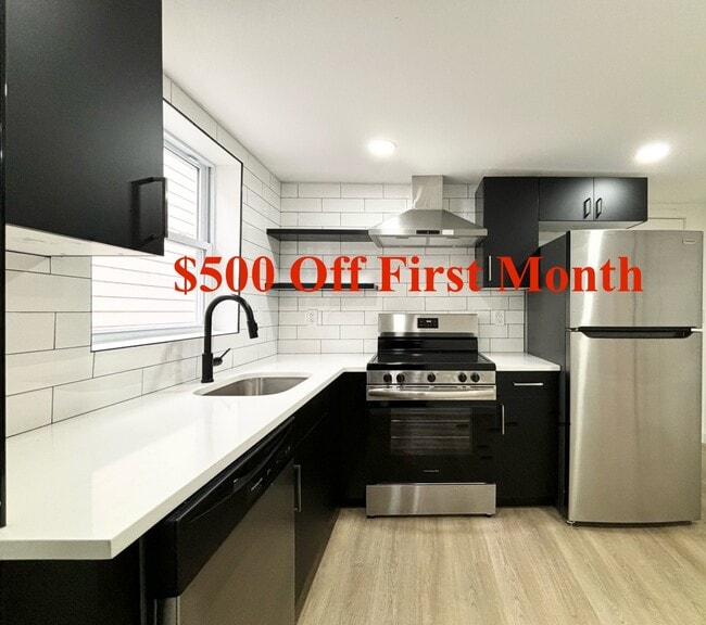 Building Photo - 165 W Main St