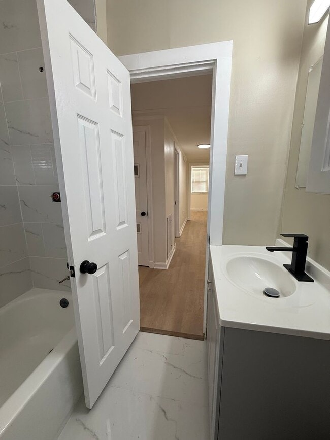 Building Photo - Available June 1st- Recently remodeled 3-bedroom, 2-bath home
