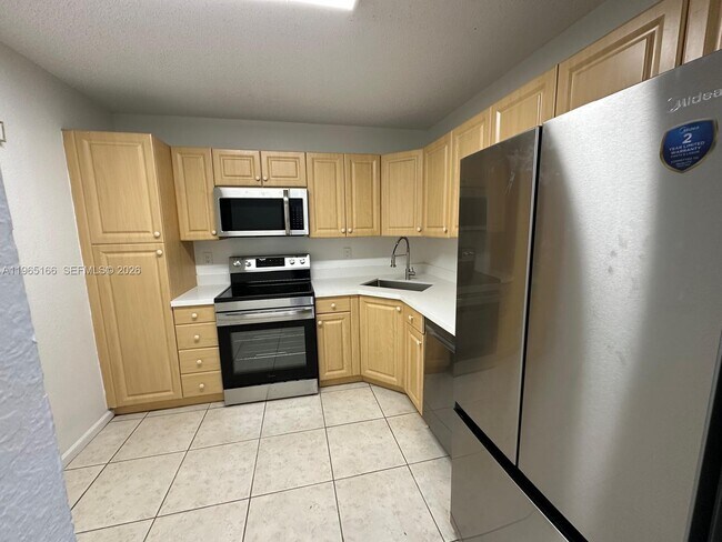 Building Photo - 2428 NW 49th Terrace