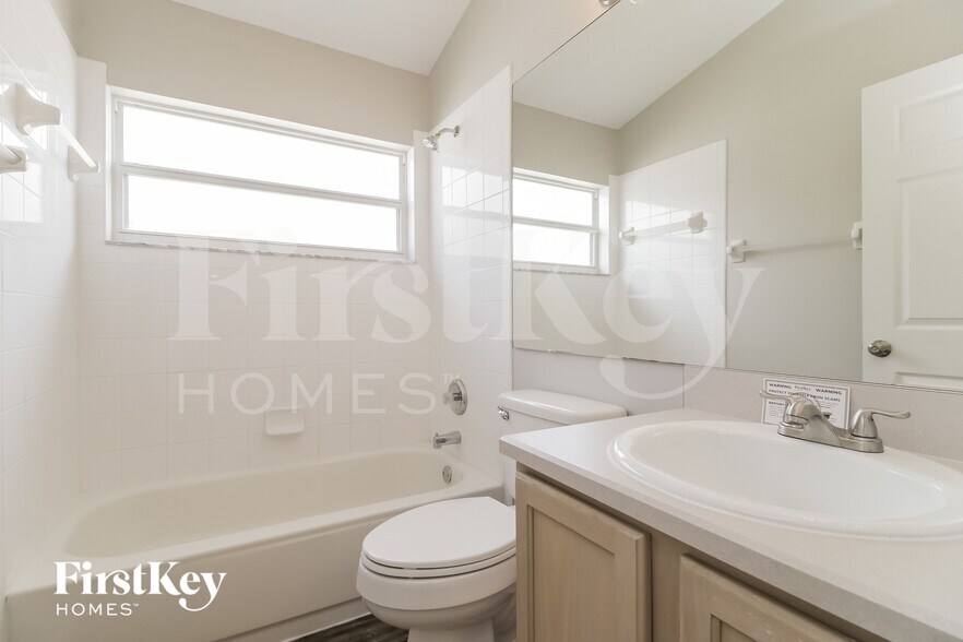 Building Photo - 2508 Osprey Creek Ct