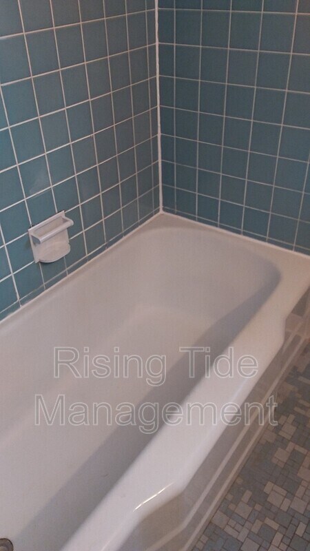 Building Photo - 18 Sunset Ln