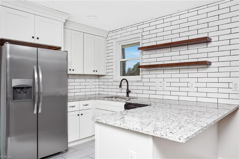 Building Photo - 5931 Sellger Dr