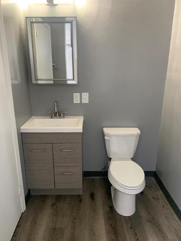 Building Photo - 105 E Franklin St