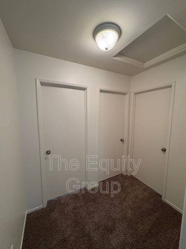 Building Photo - 4247 S Cindy Ct