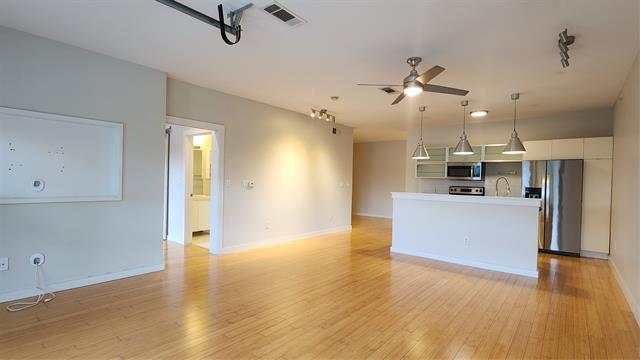 Building Photo - 1111 S Akard St
