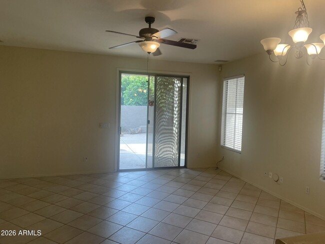 Building Photo - 3733 E Bruce Ct