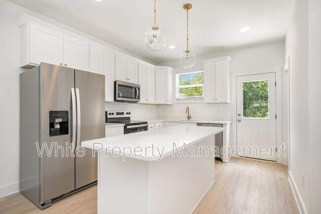 Building Photo - 782 Stanley Spencer Mountain Rd