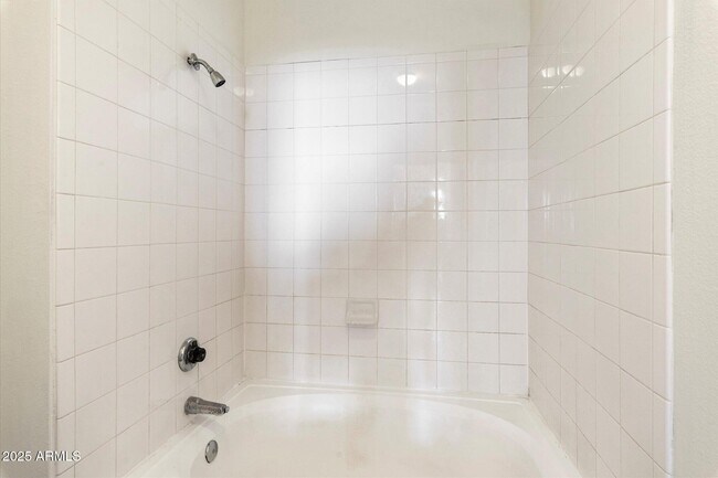 Building Photo - 7009 E Acoma Dr