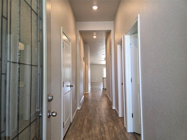 Building Photo - 19024 Kimberlite Dr