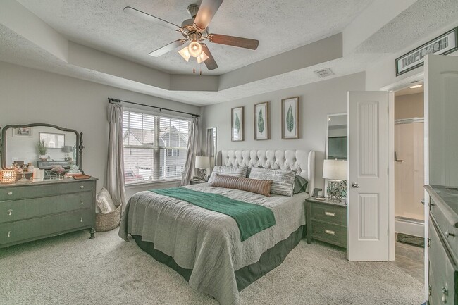 Building Photo - 3404 Tourmaline Dr