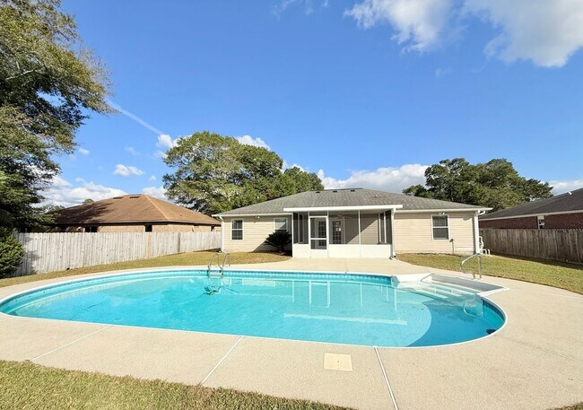 Building Photo - Beautiful 3-Bedroom Pool Home - Close To NAS