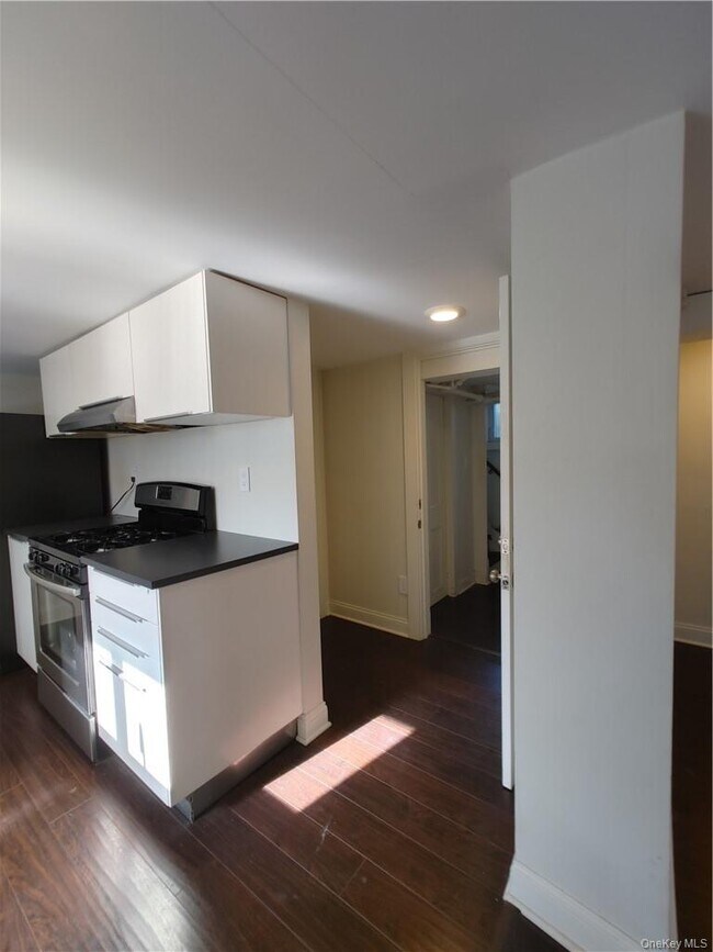 Building Photo - 7 Prospect St