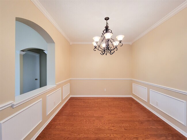 Building Photo - 3014 Millers Oak Ln