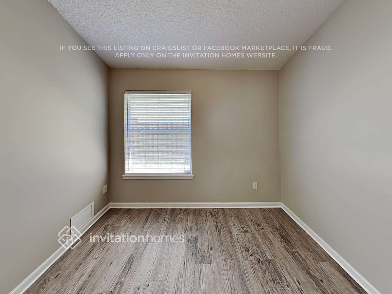 Building Photo - 14855 W Fern Hammock Dr