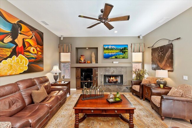Building Photo - 85 Clavel Ct