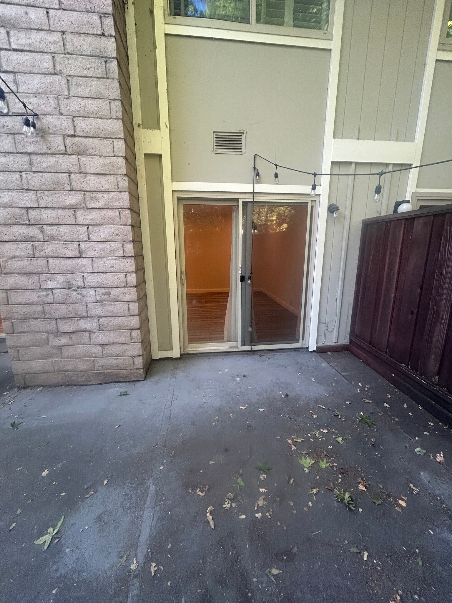 Building Photo - 1141 San Ramon Valley Blvd