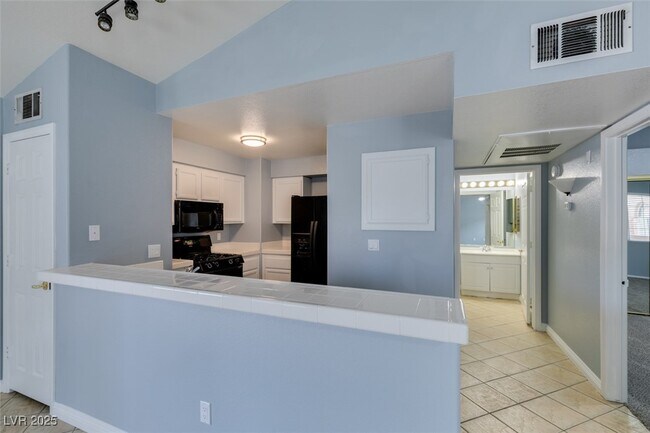 Building Photo - 2251 Wigwam Pkwy