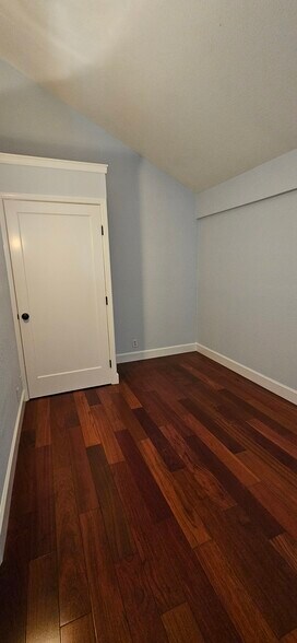 Building Photo - 44012 Cerro Ct
