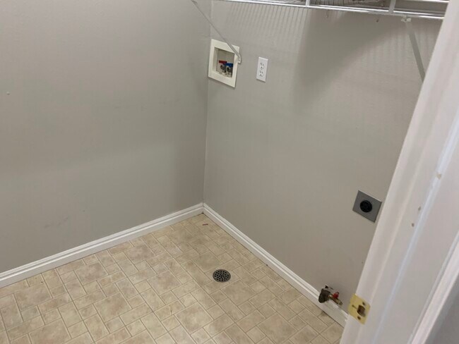 Building Photo - 3480 S Ashby Vw Cv