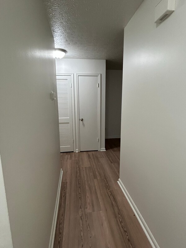 Building Photo - 5290 Waterlick Rd