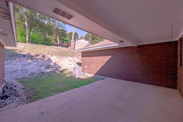 Building Photo - 1231 Bow Creek Dr