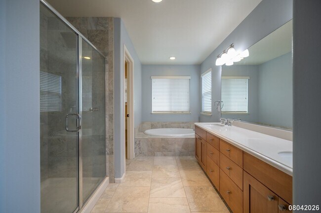 Building Photo - 5 Bed 3 Bath in Ka Makana at Hoakalei