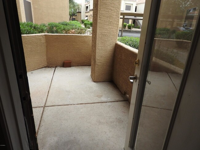 Building Photo - 11375 E Sahuaro Dr