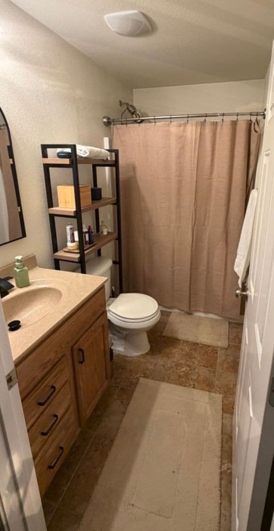 Building Photo - ADORABLE DUPLEX CLOSE TO EISENHOWER M.S!