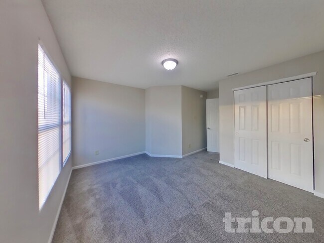 Building Photo - 10775 Wymm Ln