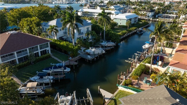 Building Photo - 1495 Blue Point Ave