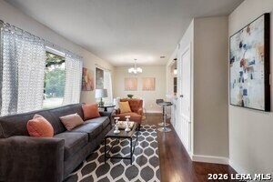 Building Photo - 623 Freiling