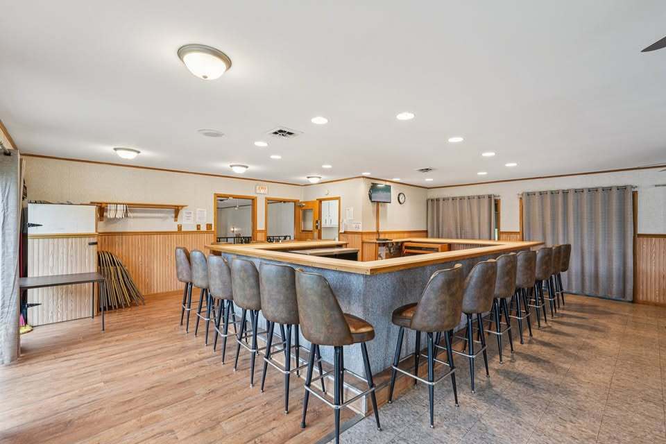 Building Photo - W170N11495 Armada Dr