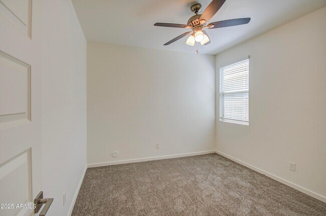 Building Photo - 36217 N Urika Dr