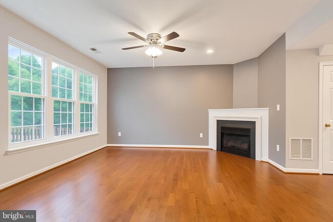 Building Photo - 4073 Britwell Pl