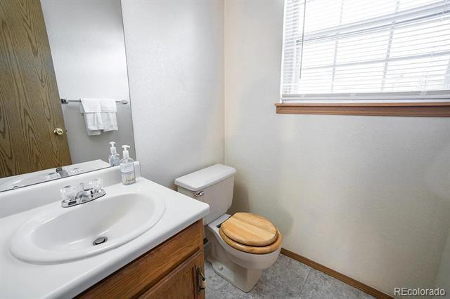 Building Photo - 8280 S Fillmore Way