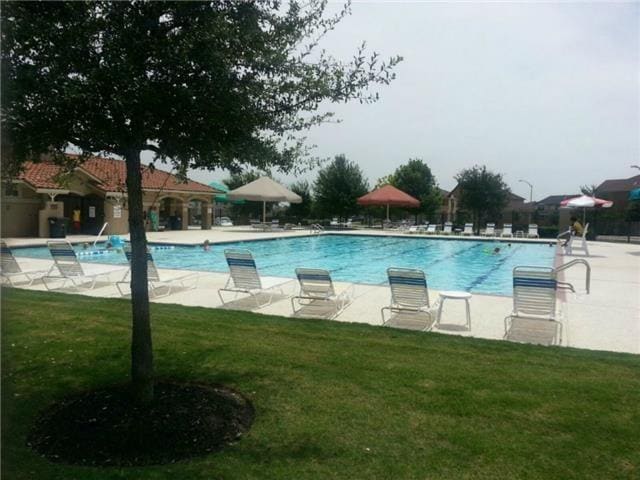 Building Photo - 571 New Country Rd