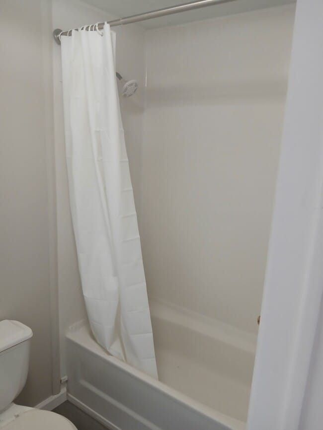 Building Photo - Mobile Home For Sale