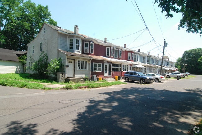 Primary Photo - Overbrook Apartments