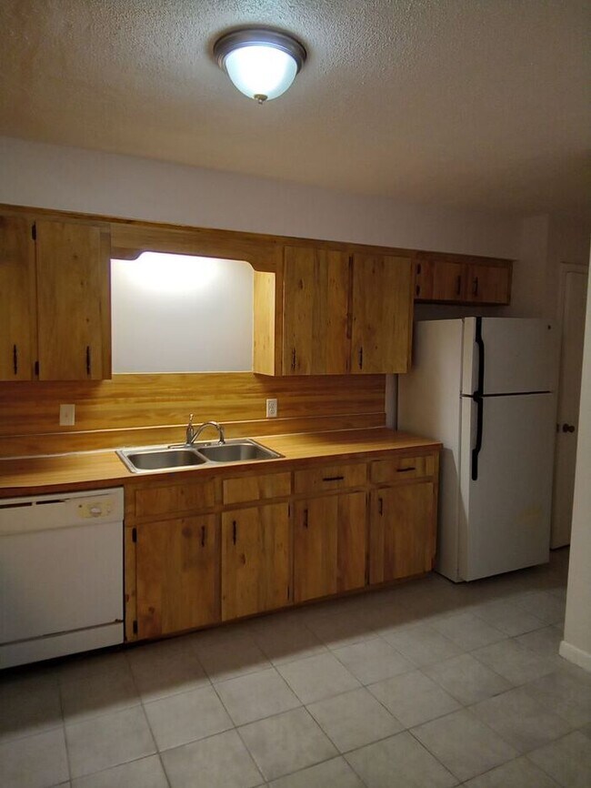 Building Photo - Spacious Duplex Home in Lakeland, FL