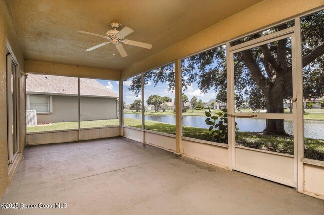 Building Photo - 2091 Lionel Dr