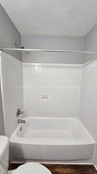 Building Photo - 9504 Evesham Rd