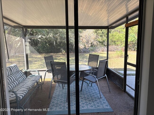 Building Photo - 9619 Langan St