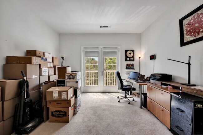 Building Photo - 1 King Philip Dr