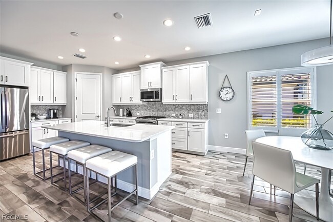 Building Photo - 2925 Willow Ridge Ct